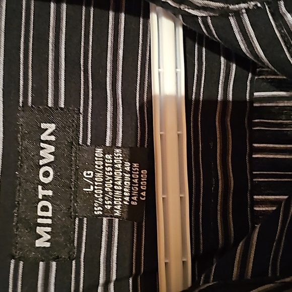 Midtown button up shirt - Picture 2 of 2